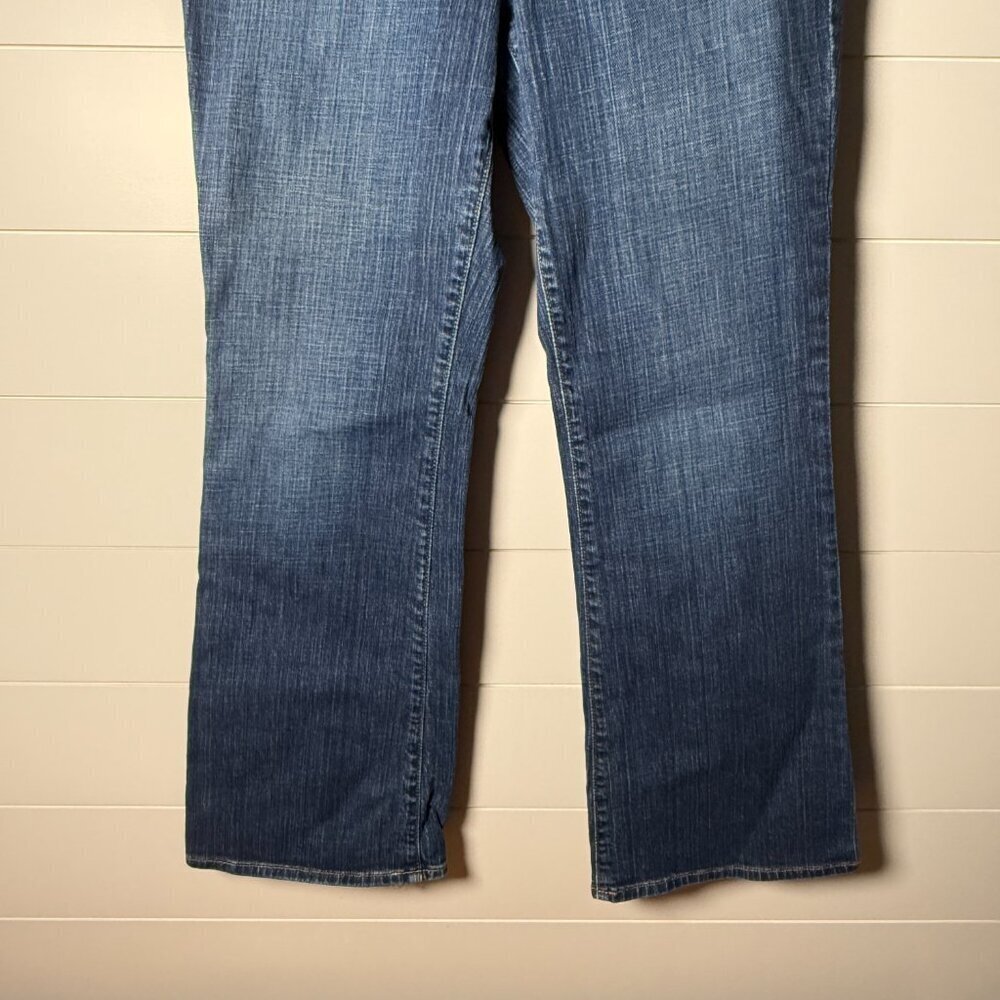 Eddie Bauer Denim Blue Jeans Classi Fit Size 8 Short Specially Dyed - Picture 8 of 11